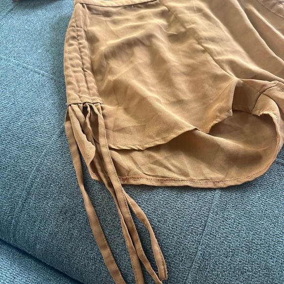 Spaghetti Strap Tank Top & Shorts Set - Picture 3 of 5